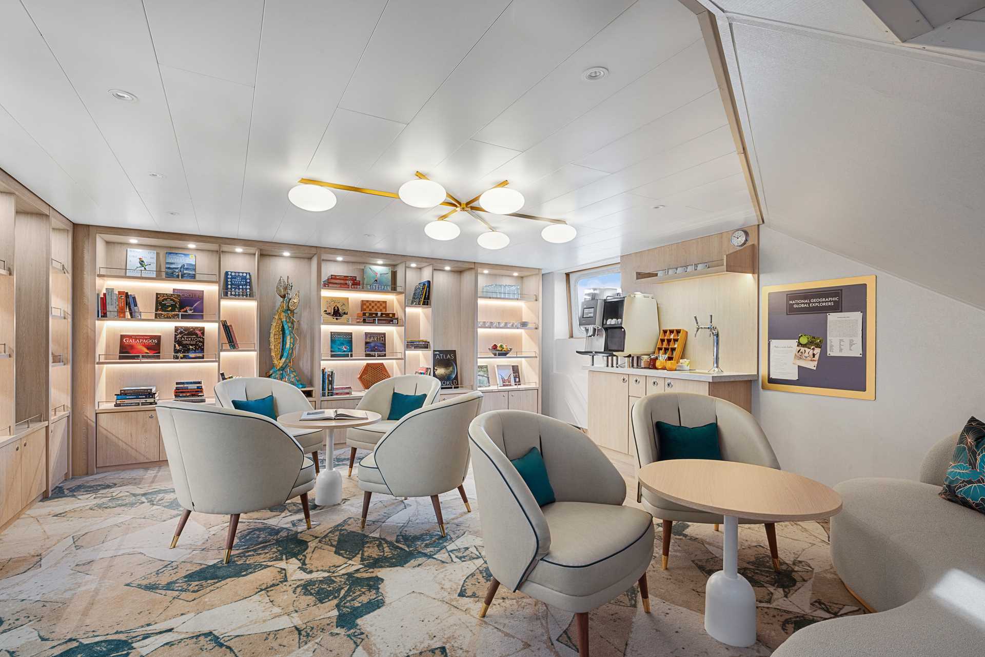 Large RGB-LEX-Ship NG Gemini Interior Library DS6976.jpg